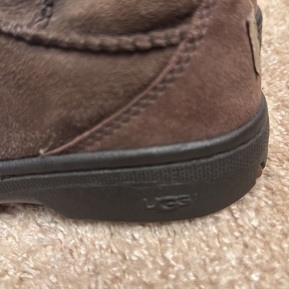 UGG Brown Shearling Boots - Picture 5 of 9